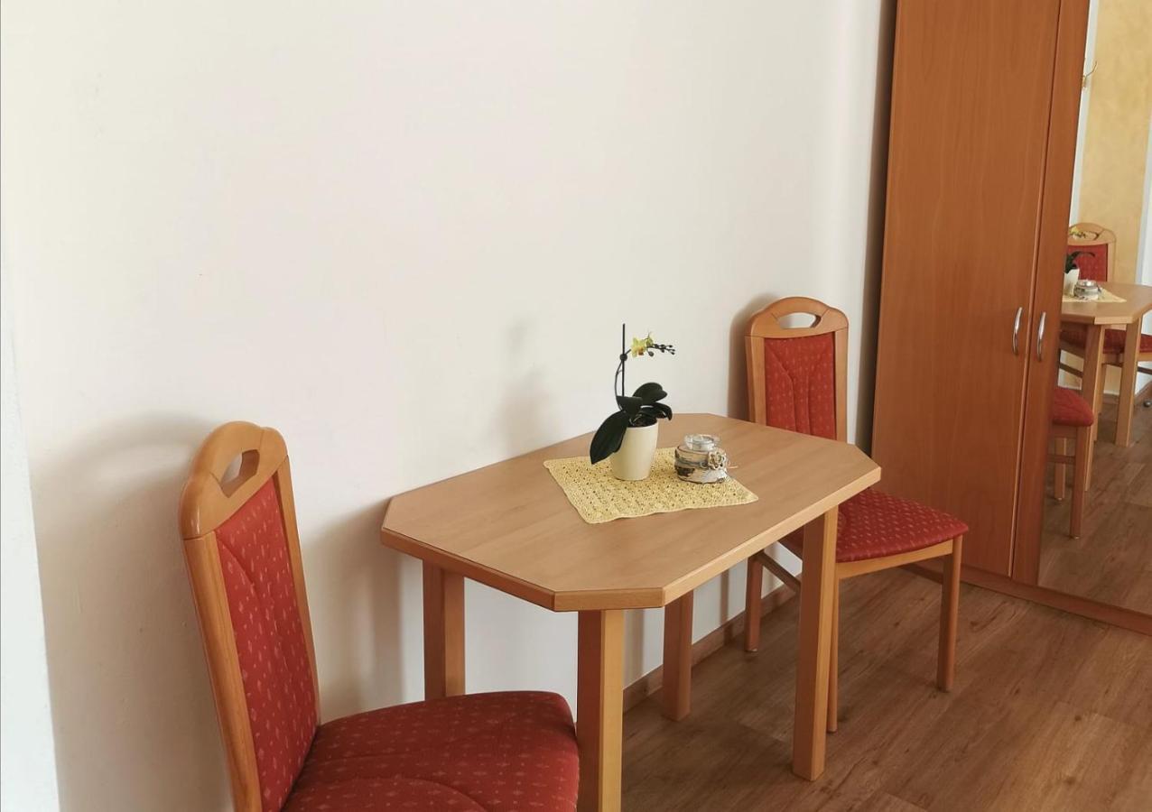 Gasthof Waldhof Dellach im Drautal Buitenkant foto